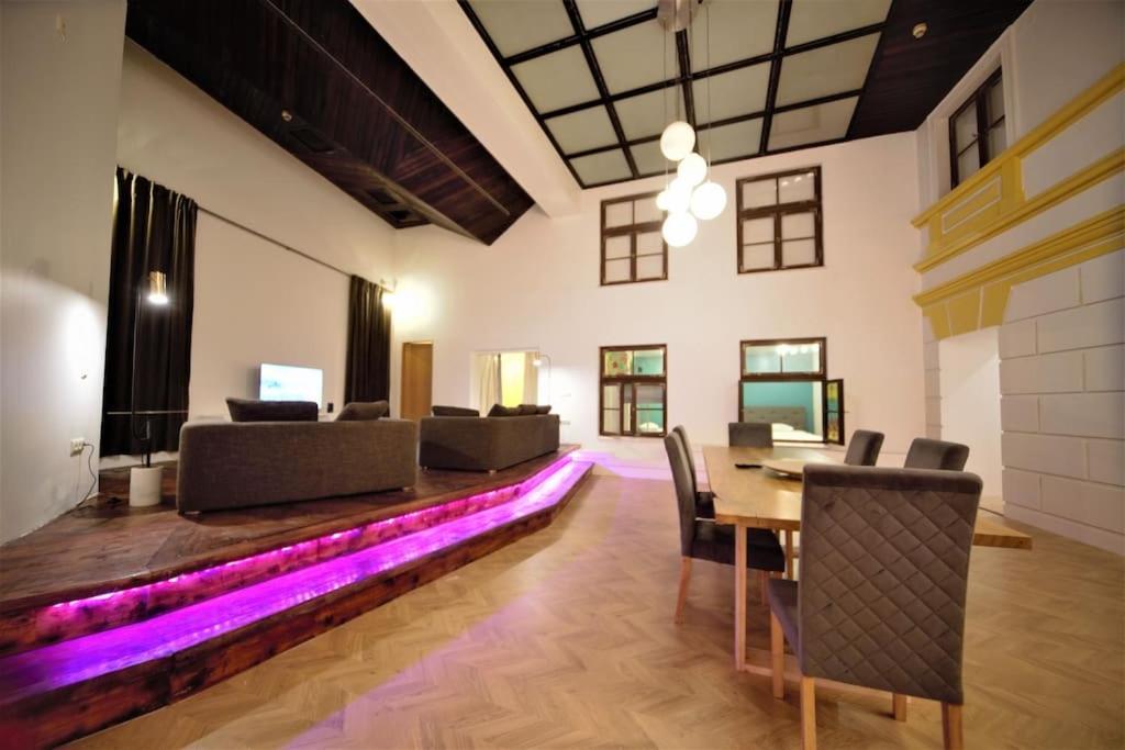 The Theatre / Old Town & Balcony Appartement Riga